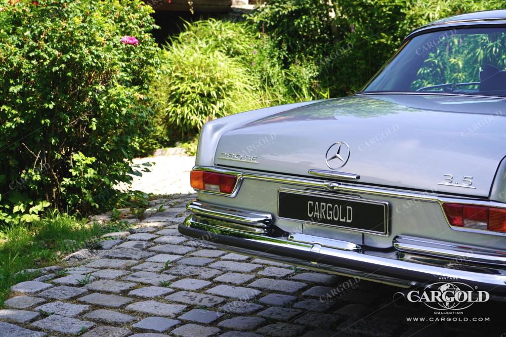 Cargold - Mercedes 280 SE 3.5 Coupé - Vollrestauriert / Klima  / el. Fenster  - Bild 35