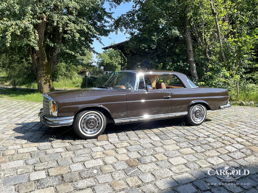 Cargold - Mercedes 280 SE 3.5 Coupé - Restauriert D-Benz / Klimaanlage  - Bild 20