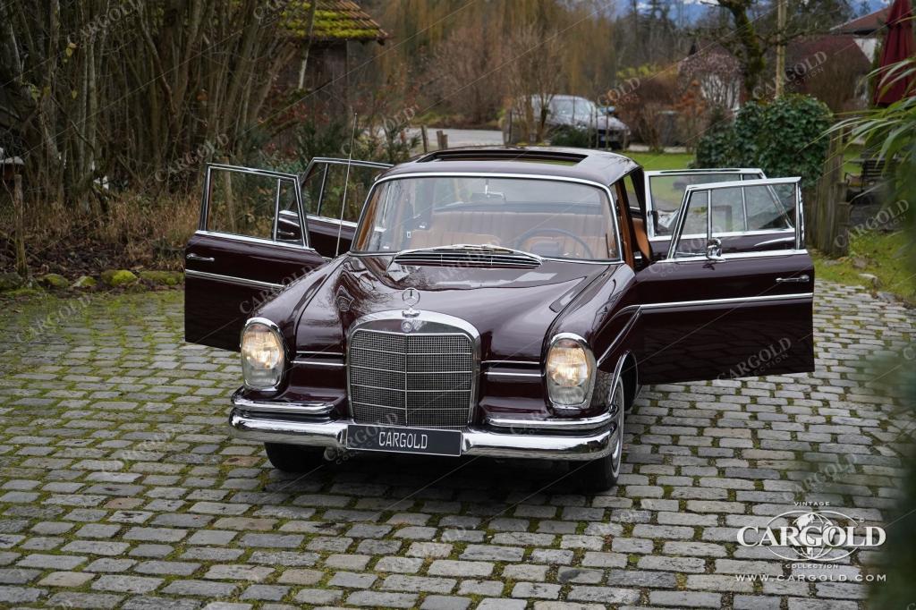 Cargold - Mercedes 300 SE Heckflosse - Rarität / Schiebedach  - Bild 0