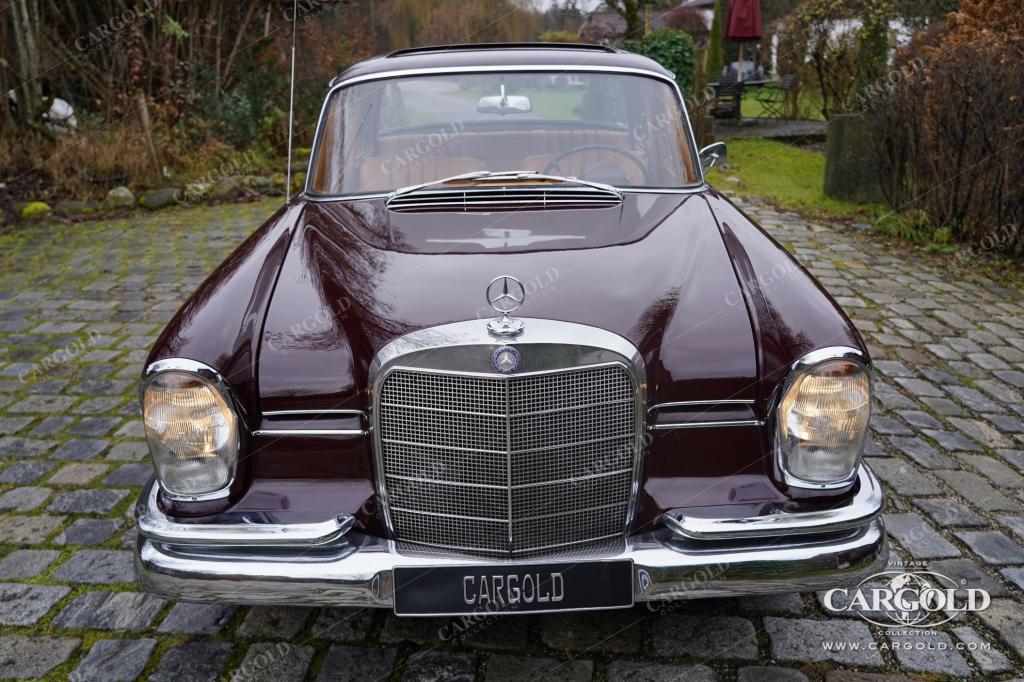 Cargold - Mercedes 300 SE Heckflosse - Rarität / Schiebedach  - Bild 12