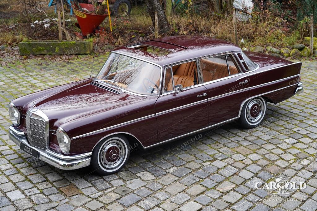 Cargold - Mercedes 300 SE Heckflosse - Rarität / Schiebedach  - Bild 18