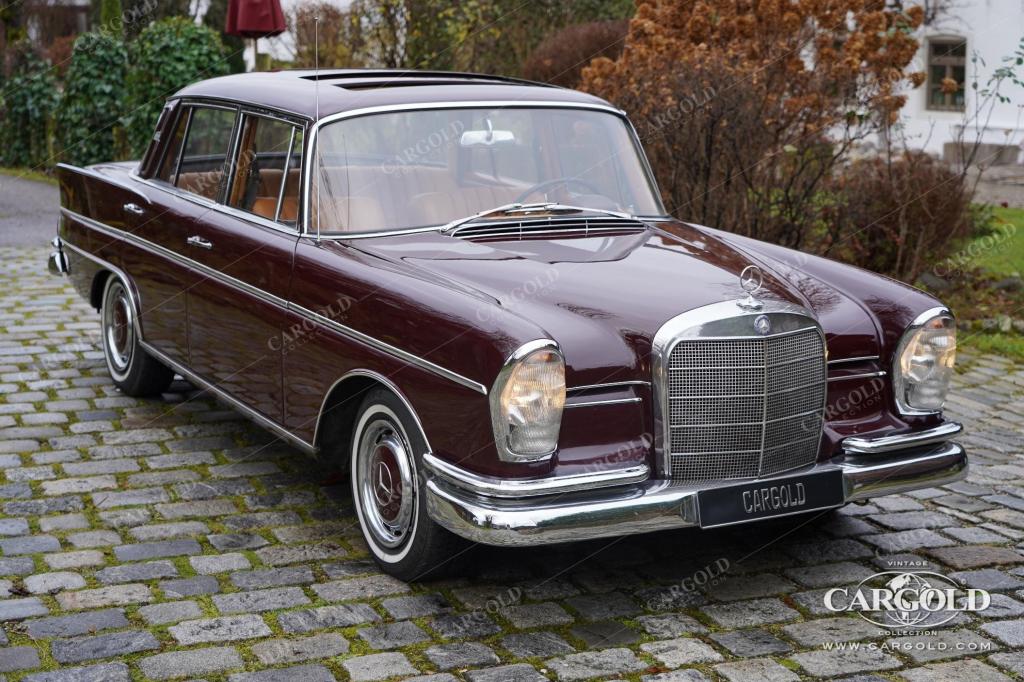 Cargold - Mercedes 300 SE Heckflosse - Rarität / Schiebedach  - Bild 29