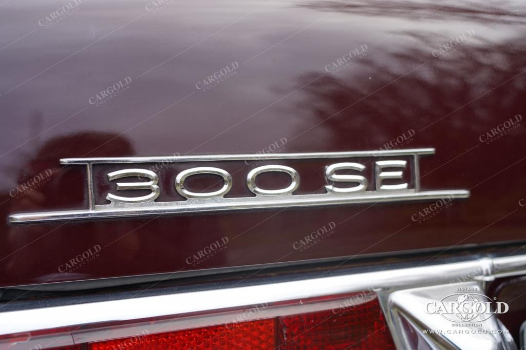 Cargold - Mercedes 300 SE Heckflosse - Rarität / Schiebedach  - Bild 36