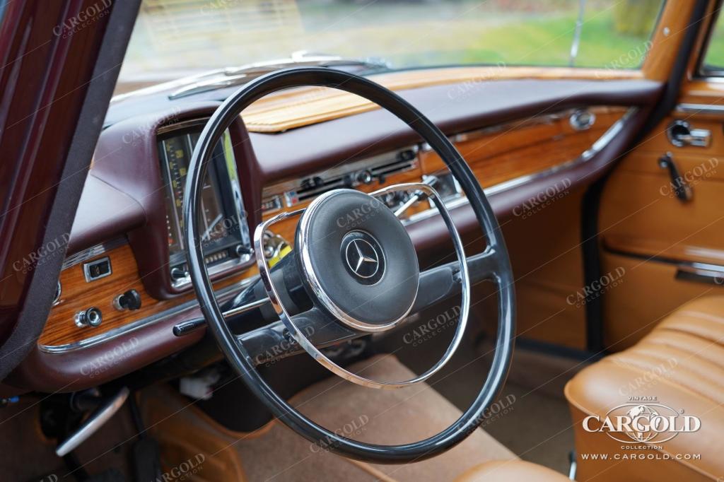 Cargold - Mercedes 300 SE Heckflosse - Rarität / Schiebedach  - Bild 43