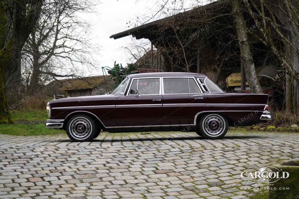 Cargold - Mercedes 300 SE Heckflosse - Rarität / Schiebedach  - Bild 44