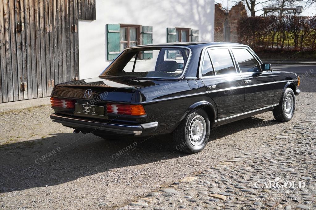 Cargold - Mercedes 200 D / W123 - erst 21.987 km! Schiebedach  - Bild 21