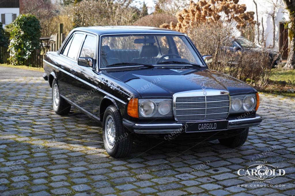 Cargold - Mercedes 200 D / W123 - erst 21.987 km! Schiebedach  - Bild 5